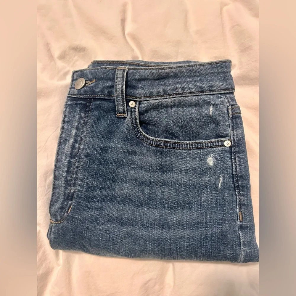 Joe’s Straight Leg Jean - Picture 5 of 8